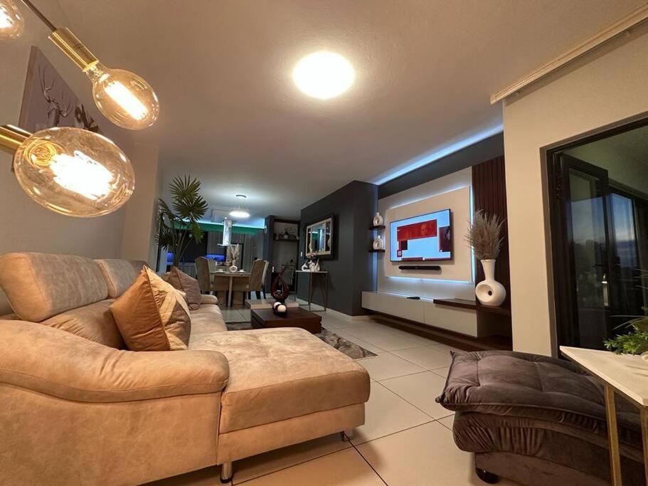 Apartment D&dluxury Rivonia With Inverter *