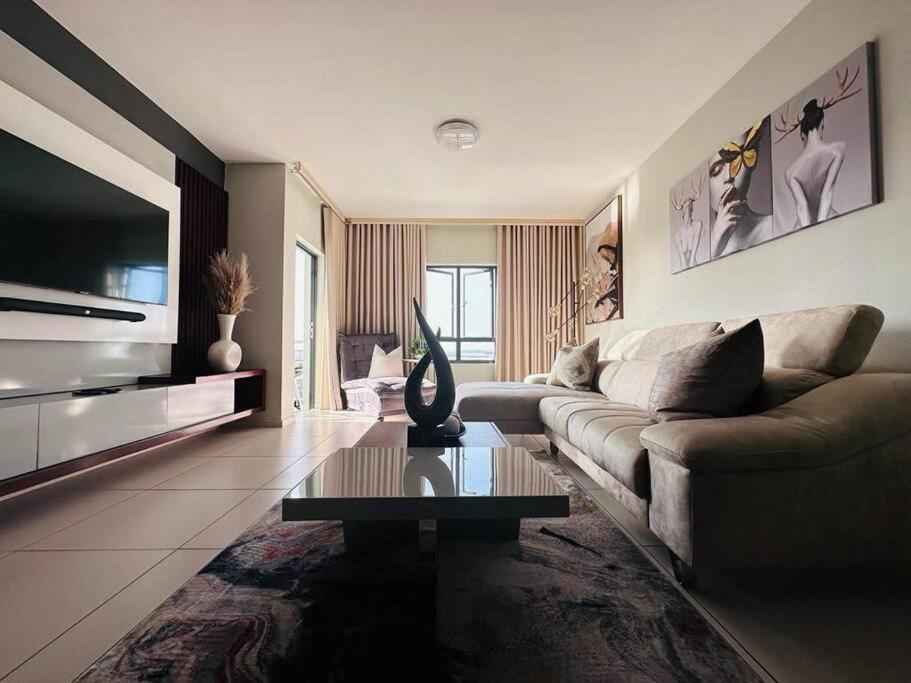D&dluxury Rivonia With Inverter Johannesburg